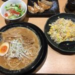 極旨醤油らーめん一刻魁堂 - 料理写真: