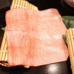 西麻布 焼肉 X - 但馬牛タン元　薄切り