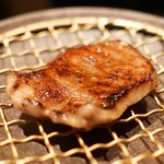 西麻布 焼肉 X - 但馬牛タン　厚切り