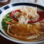  びせり - にぼしご飯（煮干しラーメンのスープに浸すと美味しい）