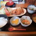 くつろぎ亭ひこべえ  - 日替わり定食　880円