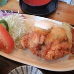 くつろぎ亭ひこべえ  - 魚フライと鶏のから揚げ