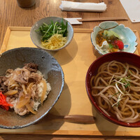自家製粉石臼挽きうどん 青空blue 本店 - 