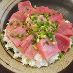 Nihonshu Izakaya Ponta - 本マグロ丼
                        
