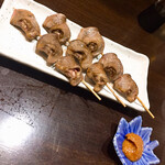 三酉屋 - はつ塩165円/本