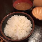 とんかつ太郎 - 定食のご飯としじみ汁です。（2020.7 byジプシーくん）