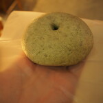 労研饅頭たけうち - よもぎ つぶあん