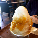 黒蜜庵きなこ亭 - もも氷 ¥600 (税込)