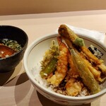 Anago Jiru Shiesaka Kaisen Tempura O-Uesuto - 