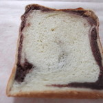 パン工房 パンテス - あん食パン　１切れ　１９０円