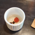 瓢亭 - 梅湯から始まる朝がゆ