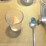 La Brianza - アメーラトマトのソルベ。やさしい甘さとなめらかさと。すっきりと