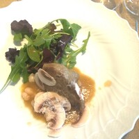 La Brianza - 牛ホホ肉の白ワイン煮込み。ホホ肉の煮込みはほどけるやわらかさだったし、ソースがまろやかでとても引き立てていると思う。この日選んでいただいたワインともよく合っていて、おいしく楽しめました。