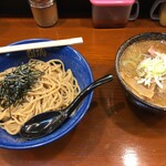 らーめん むげん - 醤油つけ麺（830円）