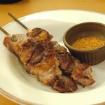 サイゼリヤ - アロスティチーニ(ラムの串焼き/2本)  399円
            味は美味しいけど、ちょいと硬め