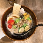 ソラノイロ トンコツ&キノコ - 