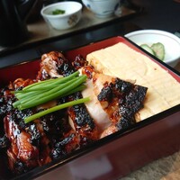 炭焼きうなぎ・かしわ 登河 - 