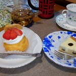 ヒロのお菓子屋さん - 季節のシュークリーム、ラムレーズンチーズケーキ、オリジナルハーブティ、フレンチプレスブレンド珈琲