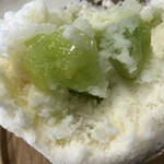 マルモ食堂 - 中にもメロンの果肉が!!