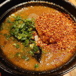 元祖めんたい煮こみつけ麺 - つけ汁の中にびっしりと明太子が！