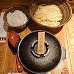 元祖めんたい煮こみつけ麺 - 整然と並べられた様子から、美味しさが伝わってくるようです！