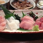 ばらっく - 刺身3点盛り＋1点サービス？…1.029円