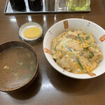 お多福食堂 - 親子丼&味噌汁　580円＋130円＋税