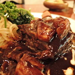 西洋料理店 エスコフィエ - 和牛ほほ肉の赤ワイン煮込みアップ