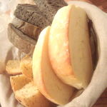 ケ カリーノ - 自家製パン盛り合わせ　¥350