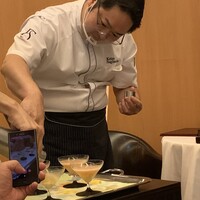 レストラン ラ フィネス - ベリーニの再構築