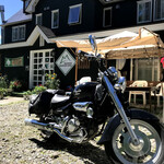 斑尾マウンテンロッジカフェ - 車やバイクの駐車可能です。