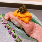 新宿 松阪牛 高級すき焼きと蟹 三嶋 - 