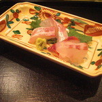 車力門 ちゃわんぶ - 鯛の造り。