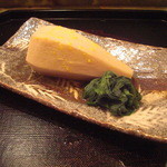 車力門 ちゃわんぶ - 海老芋と菊菜の炊き合わせ。