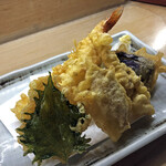Otoineppu Tokyo - 季節の天ぷら盛合せ（1人前）
