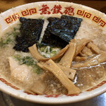 無鉄砲  - 醤油ラーメン、麺固め、スープデキコテ、全部多め