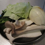 ホルモン館 - 焼き野菜セット 600円　(2020.7)