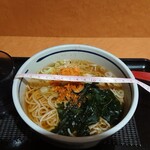 めし処 美熊屋 - かけそば470円　丼の直径16cm