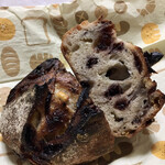 パンやきどころ RIKI - カシスオレンジとホワイトチョコ ¥270+税