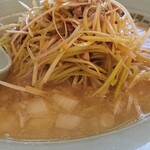 ラーメンショップ 椿 - 玉ねぎがいい味出していましたー♪