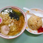 グリン食堂 - ラーメン・半チャーハンセット