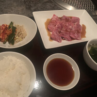 焼肉チャンピオン ペントハウス - 