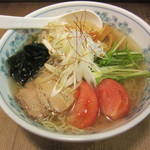 しお丸 - 冷やし塩らーめん(\880-)