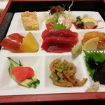 纒寿司 - 纏の昼弁当