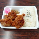 から揚げ専門店 から助 - あいもりから揚げ弁当 (ご飯大盛)