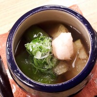 赤坂 菊乃井 - ⚫蓋物「賀茂茄子の揚げ出し　青万願寺唐辛子　海老つみれ　薬味」