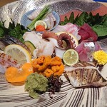 魚屋ひでぞう - 刺身盛り合わせ10種盛り