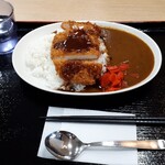 牛鍋 徳屋 - 料理写真:カツカレー　なぜか箸？