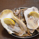 1 raw Oyster