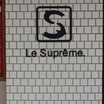 Le Supreme. - 